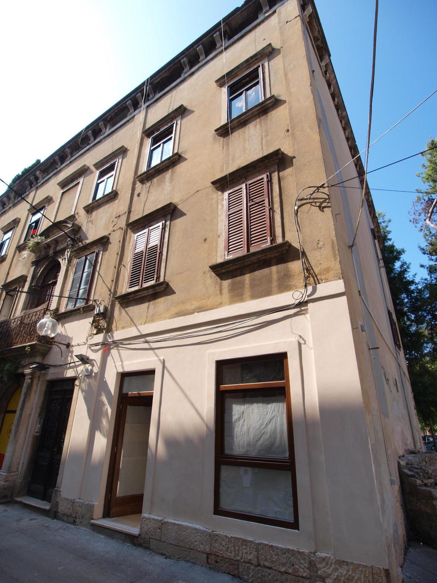 Studio On Main Pedestrian Street Apartment Pula Bilik gambar